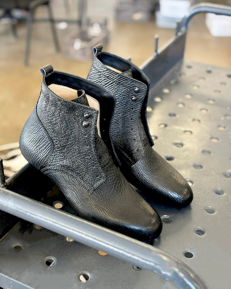 Boots CB Shark